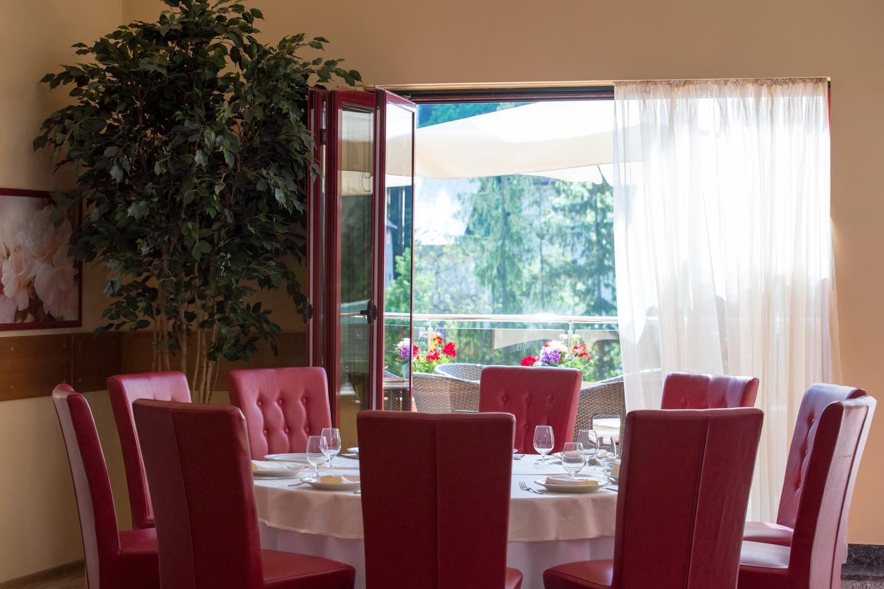 Hotel Nemira Slanic Moldova Luaran gambar