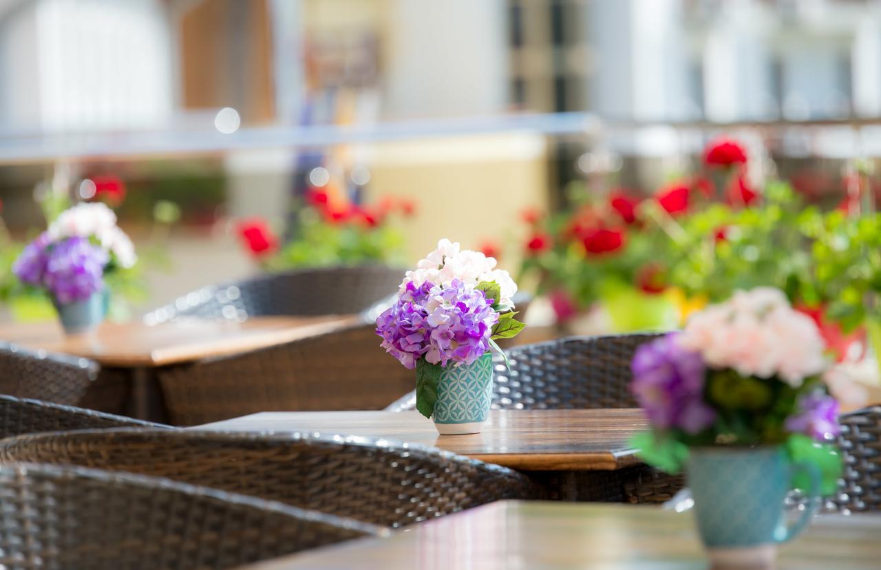 Hotel Nemira Slanic Moldova Luaran gambar