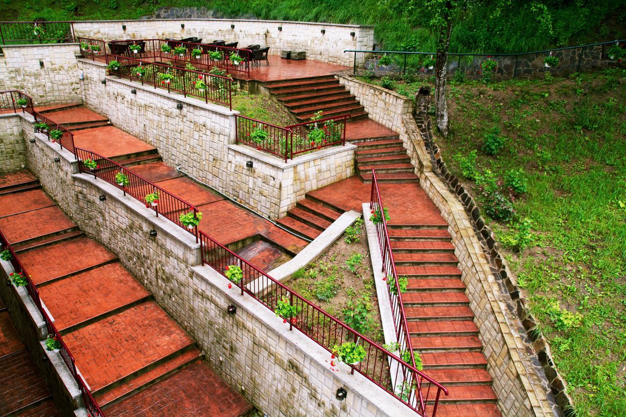 Hotel Nemira Slanic Moldova Luaran gambar