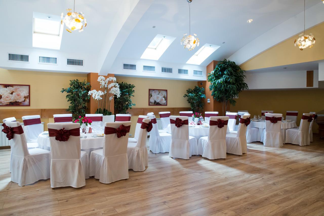 Hotel Nemira Slanic Moldova Luaran gambar