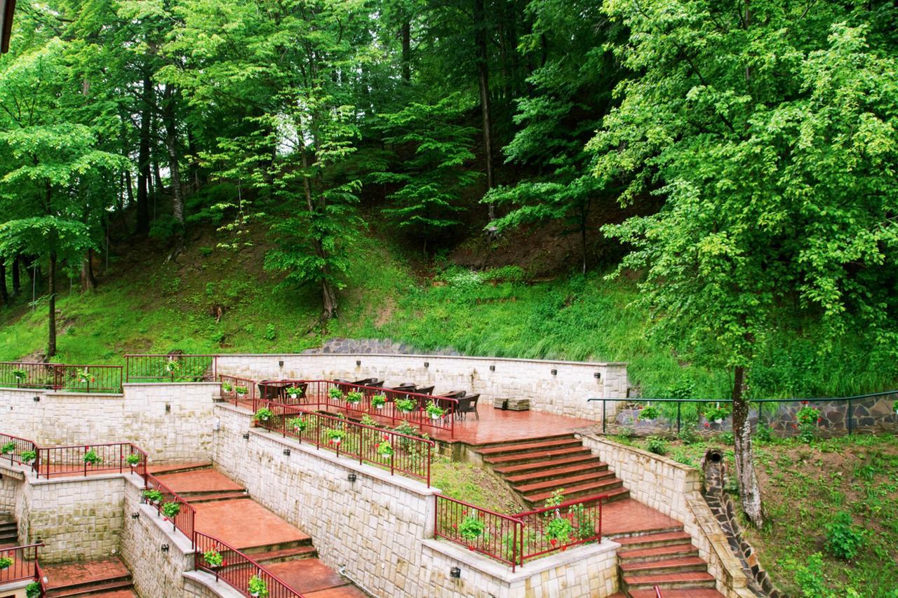 Hotel Nemira Slanic Moldova Luaran gambar