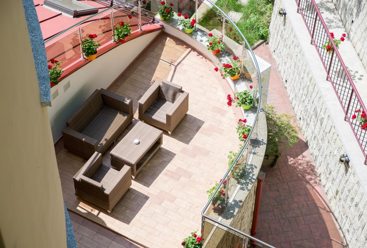 Hotel Nemira Slanic Moldova Luaran gambar