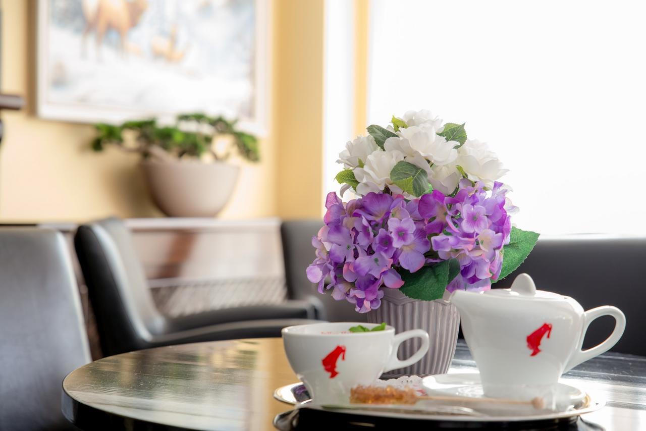 Hotel Nemira Slanic Moldova Luaran gambar
