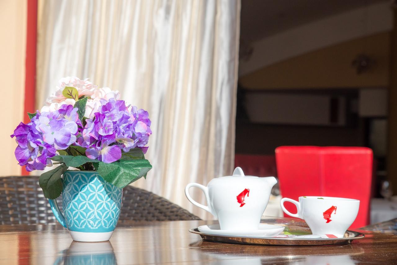 Hotel Nemira Slanic Moldova Luaran gambar