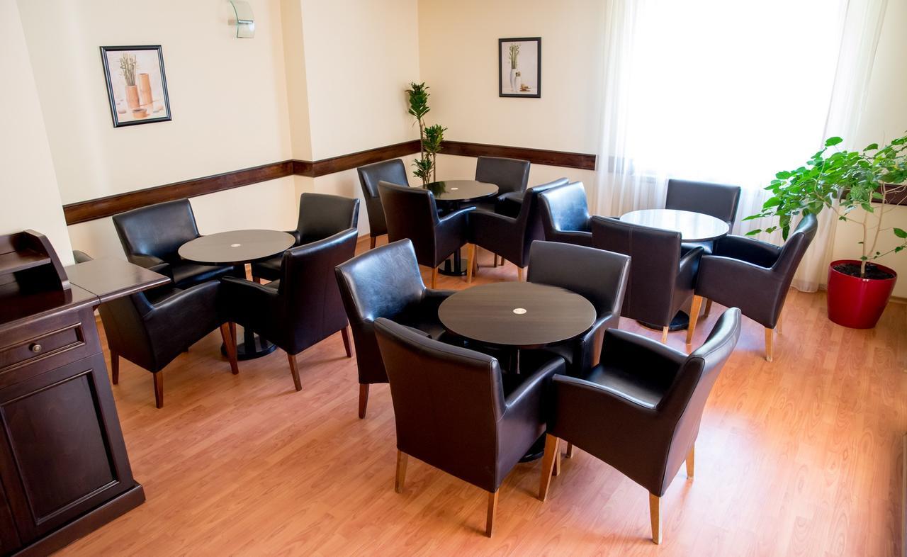 Hotel Nemira Slanic Moldova Luaran gambar